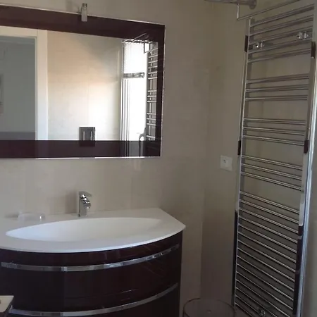 Blue Azur Best Housing Villa *